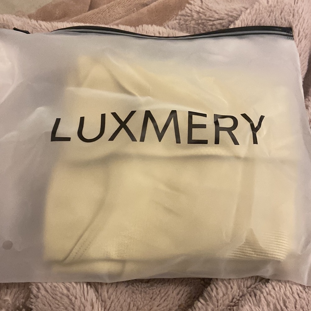 Shapewear - Picture 2 of 2